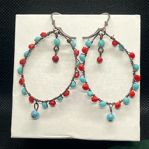 Turquoise and coral bohemian hoop drop earrings lightweight - Picture 4 of 6